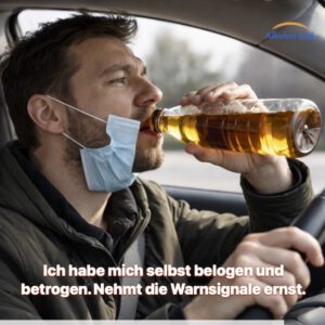 Mann trinkt am Steuer seines Autos am Mundschutz vorbei aus einer Apfelsaft-Flasche