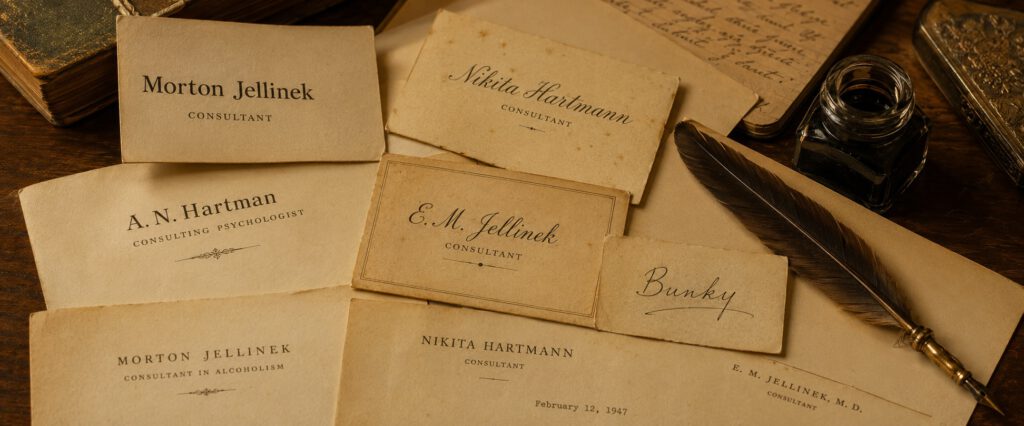 Visitenkarten und Briefköpfe mit Jellineks verschiedenen Namen: Morton Jellinek, Nikita Hartmann, A. N. Hartman und E. M. Jellinek